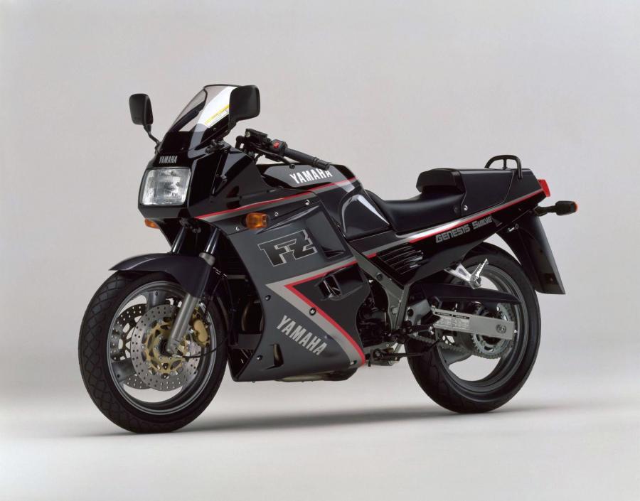 Yamaha FZ750